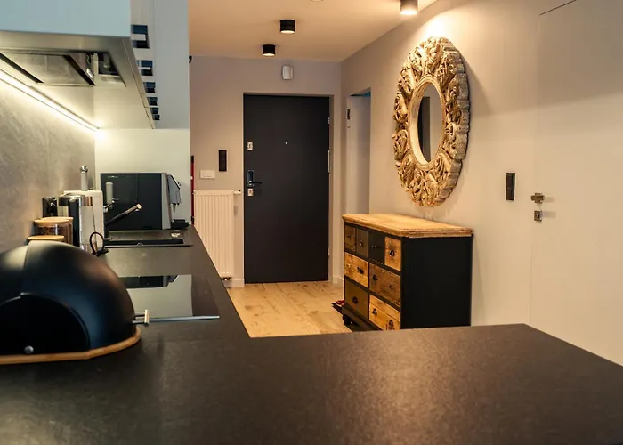 Apartview Plazowa Residence With Parking By Rent Like Home